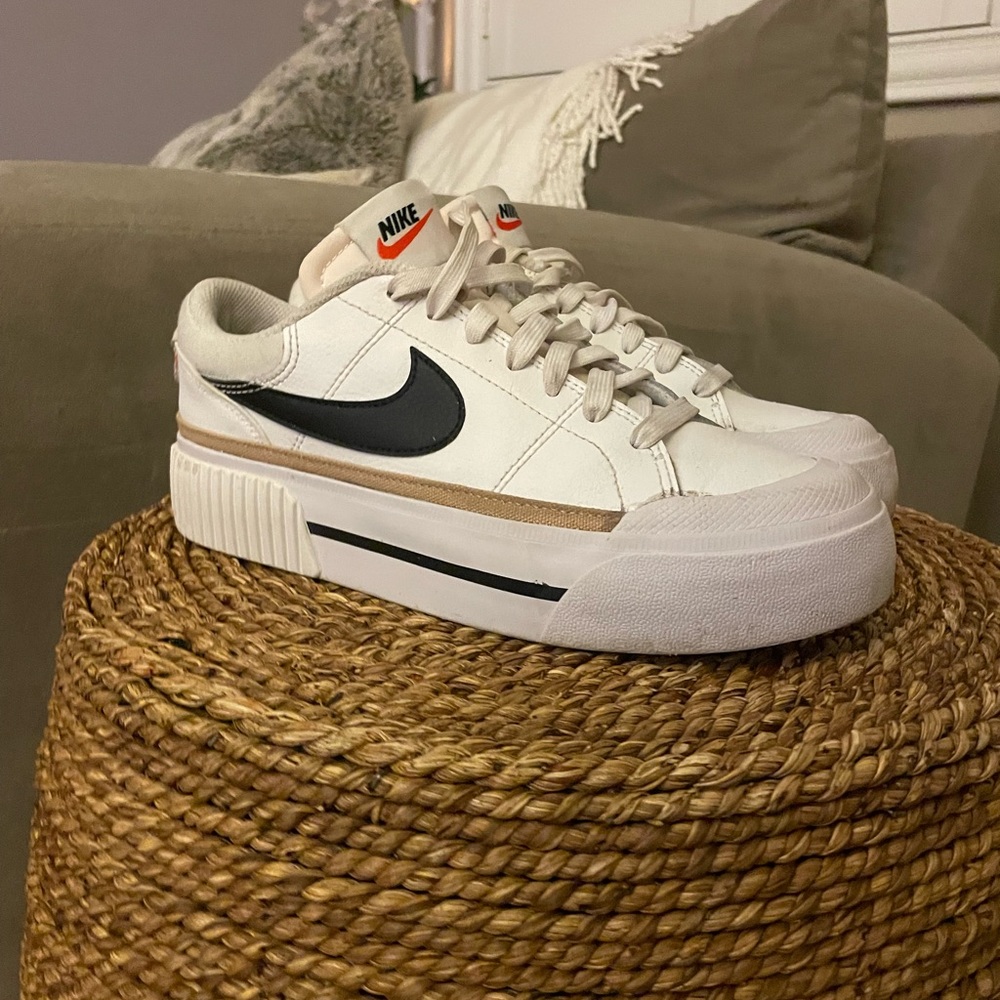NIKE ⭐️ Legacy Sneaks